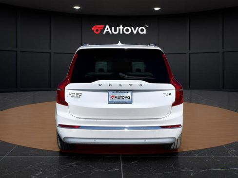 Used 2022 Volvo XC90 T6 Inscription w/ Advanced Package image 3