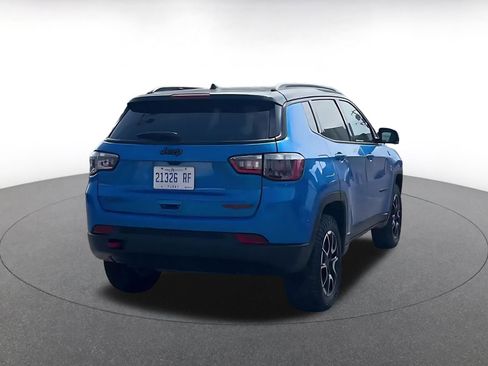 Used 2025 Jeep Compass Trailhawk AWD/4WD image 12