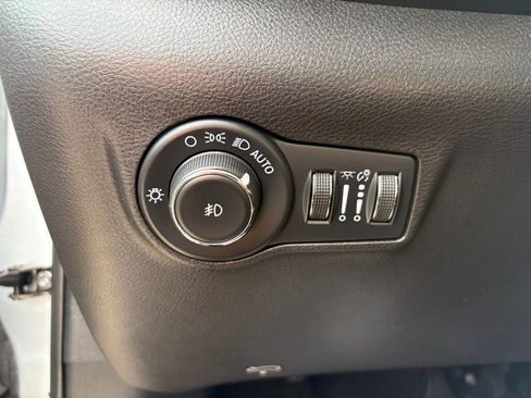 Certified 2024 Jeep Compass Latitude AWD/4WD image 21