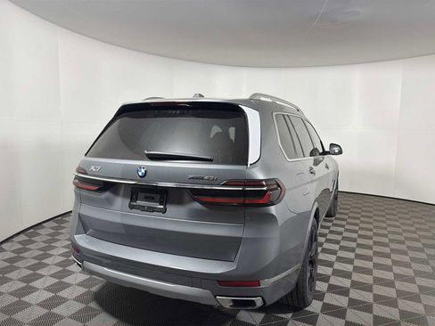New 2026 BMW X7 xDrive40i image 9