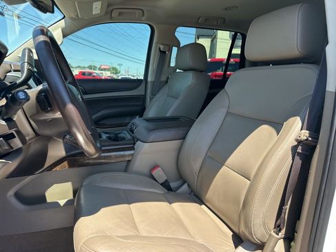 Used 2019 Chevrolet Tahoe LT RWD image 32