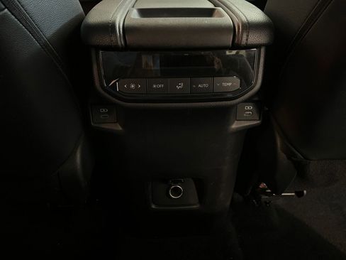 Used 2025 Toyota Grand Highlander FWD image 24