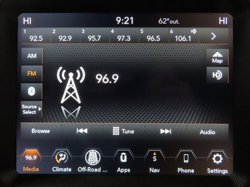 Used 2021 Jeep Wrangler Unlimited Sahara image 17