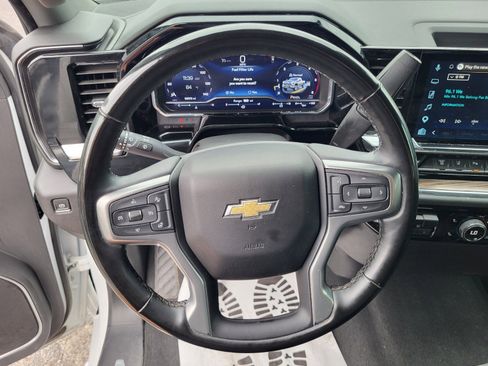Used 2025 Chevrolet Silverado 2500 LT w/ Z71 Chrome Sport Edition AWD/4WD image 27