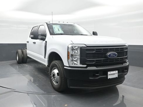 New 2025 Ford F350 XL AWD/4WD image 8