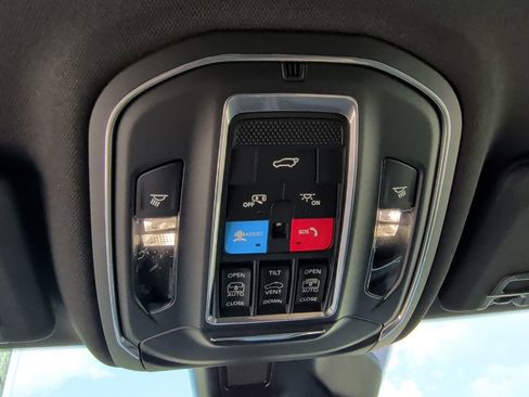 New 2026 Jeep Grand Cherokee L Limited image 22