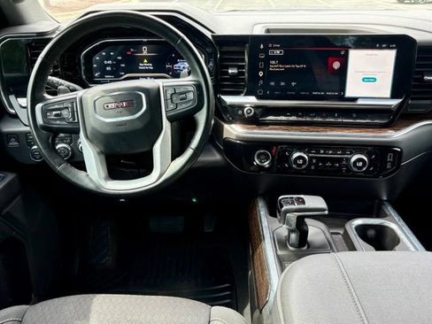 Used 2023 GMC Sierra 1500 Elevation w/ X31 Off-Road Package AWD/4WD image 19
