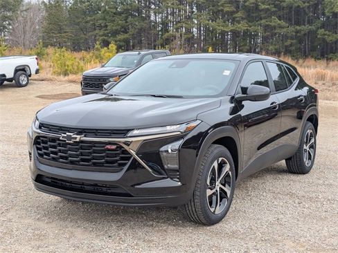 New 2026 Chevrolet Trax RS w/ Sunroof Package image 5