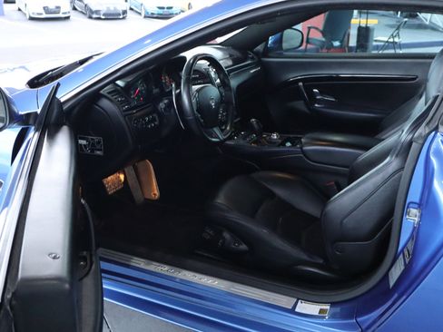 Used 2018 Maserati GranTurismo Sport image 18