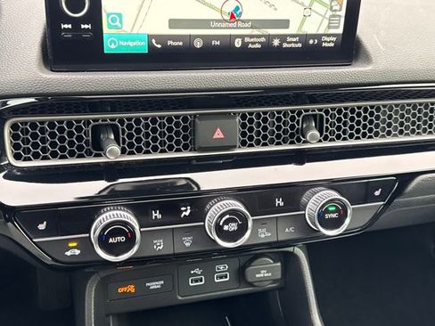 Used 2023 Honda Civic Touring image 11
