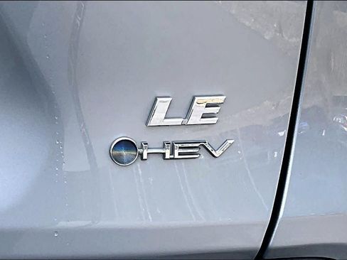 Certified 2025 Toyota RAV4 LE AWD/4WD image 10