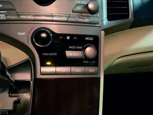 Used 2009 Toyota Venza image 24