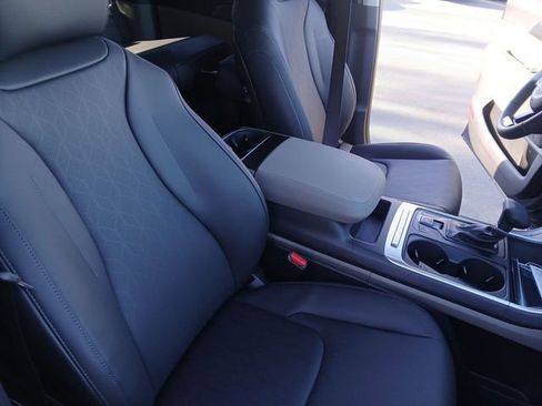 New 2026 Kia Carnival image 25