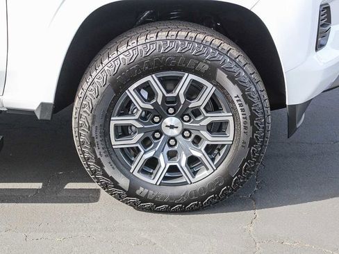 New 2026 Chevrolet Colorado Z71 w/ Technology Package AWD/4WD image 10