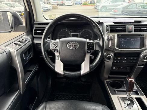 Used 2018 Toyota 4Runner Limited AWD/4WD image 29