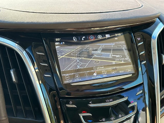 Used 2017 Cadillac Escalade ESV Luxury AWD/4WD image 30
