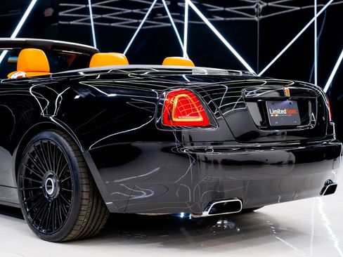 Used 2018 Rolls-Royce Dawn image 6