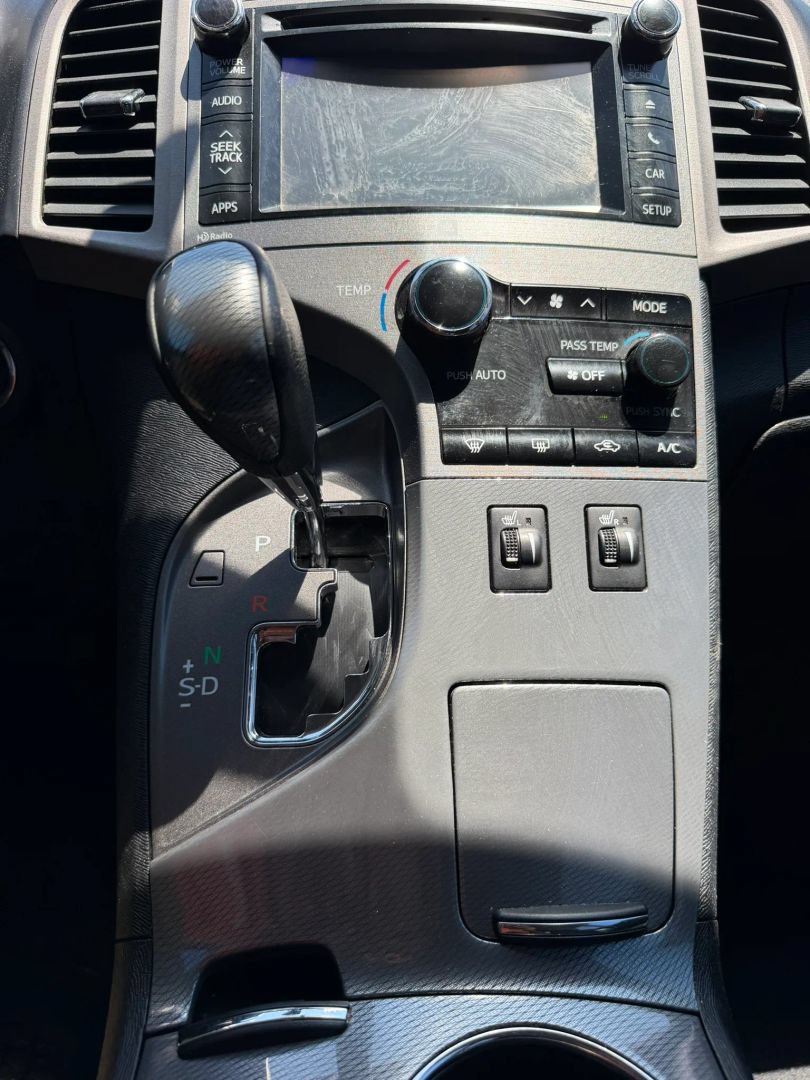 Used 2014 Toyota Venza XLE w/ XLE Premium Package FWD image 25