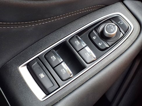 Certified 2024 Subaru Outback Touring XT AWD/4WD image 11