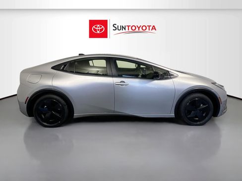 New 2026 Toyota Prius Plug-In Hybrid image 2