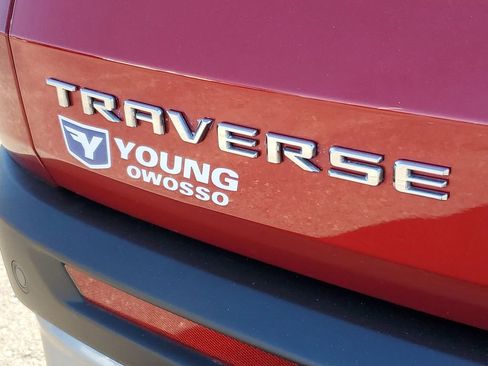 Certified 2024 Chevrolet Traverse LT w/ LPO, Floor Liner Package FWD image 34
