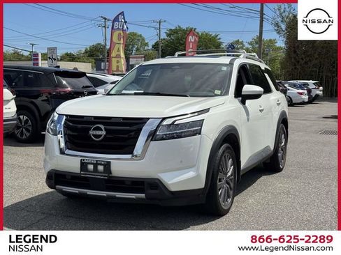 Used 2023 Nissan Pathfinder SL w/ SL Premium Package AWD/4WD image 4