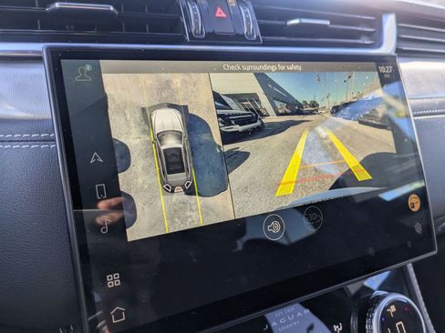 Used 2024 Jaguar F-PACE R-Dynamic S image 14