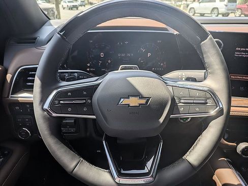 New 2026 Chevrolet Suburban High Country AWD/4WD image 17