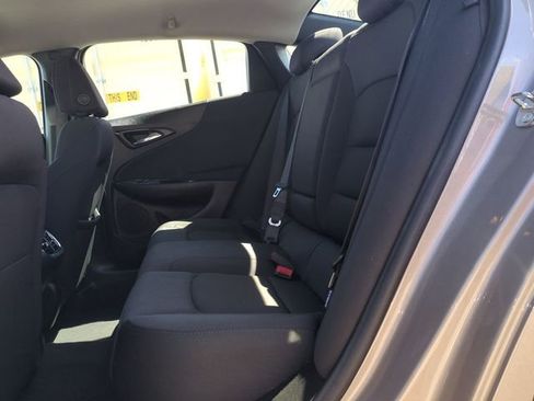 Used 2023 Chevrolet Malibu LT image 36