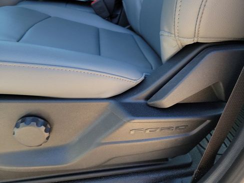 New 2026 Ford F250 XL w/ XL Off-Road Package AWD/4WD image 20