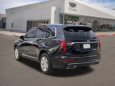 New 2025 Cadillac XT6 Luxury image 4