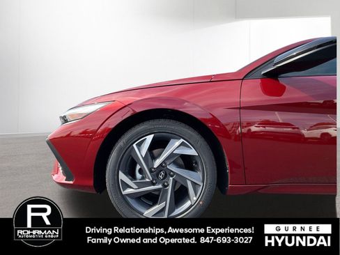 New 2025 Hyundai Elantra Sport w/ Cargo Package image 12