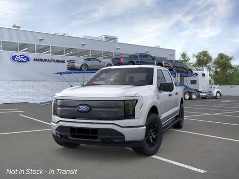 New 2025 Ford F150 Lightning XLT image 2