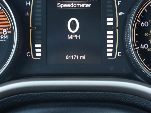 Used 2017 Jeep Cherokee Latitude w/ Safety/Convenience Group AWD/4WD image 33