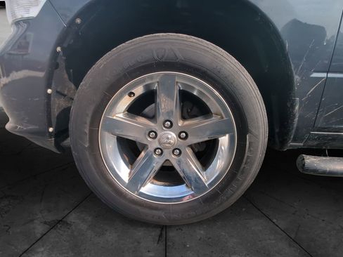 Used 2017 RAM 1500 Express image 14