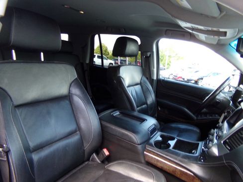Used 2016 Chevrolet Tahoe LT image 32