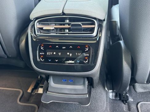 Used 2023 Mercedes-Benz EQS 450+ Sedan image 9