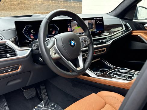 Certified 2026 BMW X7 xDrive40i image 11
