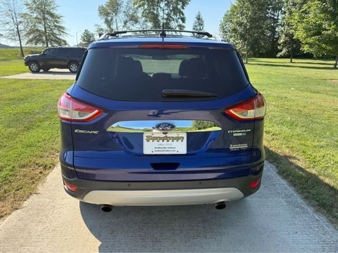 Used 2016 Ford Escape Titanium w/ Equipment Group 301A AWD/4WD image 4