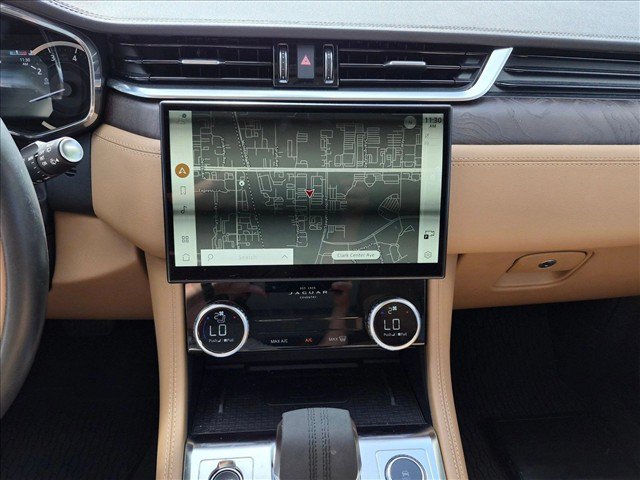 Used 2023 Jaguar F-PACE S AWD/4WD image 13