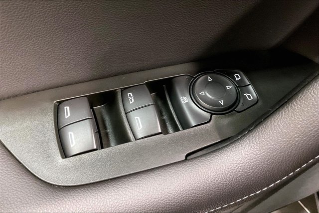 Used 2025 Chevrolet Blazer LT FWD image 39