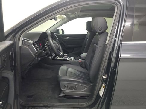 Used 2023 Audi Q5 2.0T Premium w/ Convenience Package AWD/4WD image 4