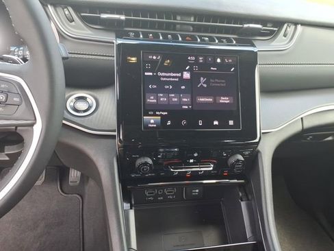 New 2026 Jeep Grand Cherokee L Laredo RWD image 15