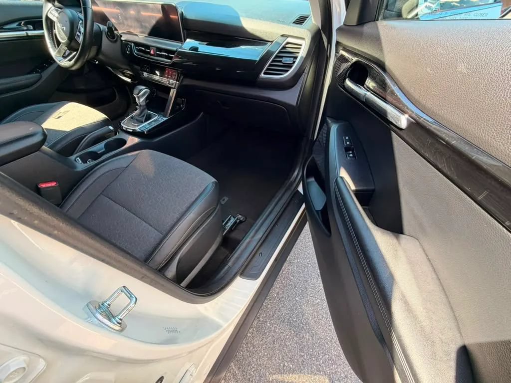 Used 2024 Kia Seltos S AWD/4WD image 9