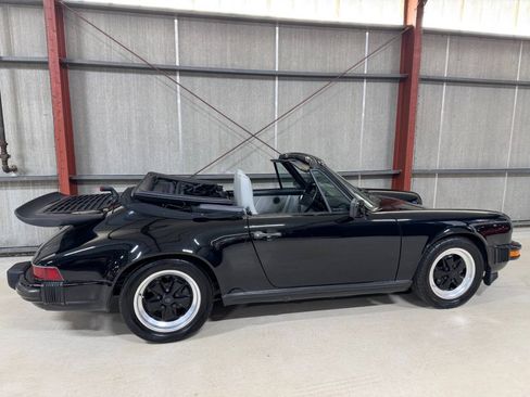 Used 1987 Porsche 911 Carrera RWD image 38