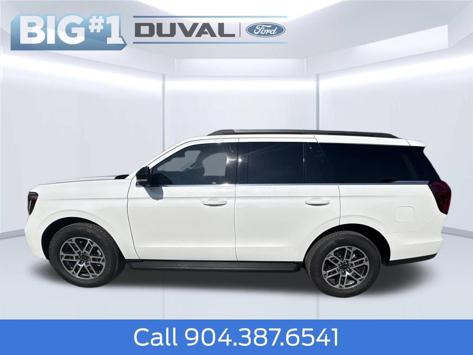 New 2026 Ford Expedition Active RWD image 9