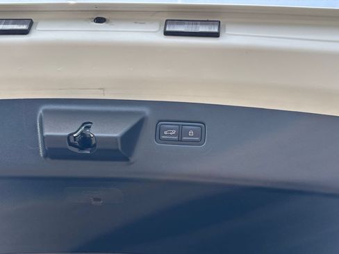 Used 2026 Hyundai Santa Fe SEL FWD image 19