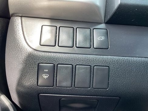 Used 2015 Toyota Highlander XLE image 29