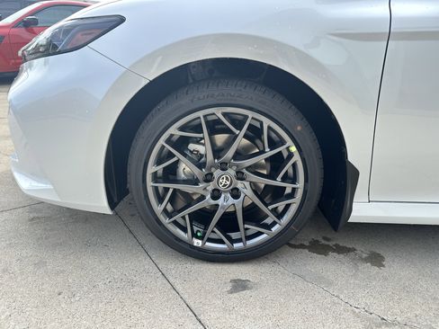 New 2026 Toyota Camry XLE AWD/4WD image 29