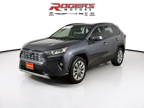 Certified 2019 Toyota RAV4 Limited AWD/4WD image 8